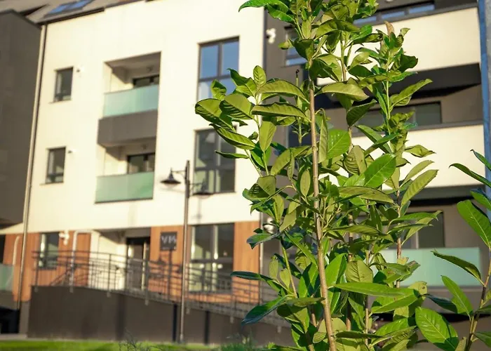 Adara With Parking -tractoru Coresi *