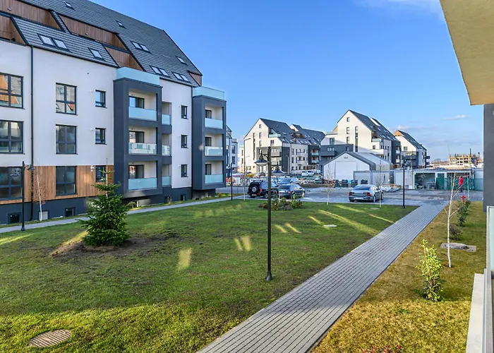 Adara With Parking -tractoru Coresi